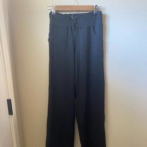 Lululemon Black Wide Leg Yoga Pants Size 4 Tall